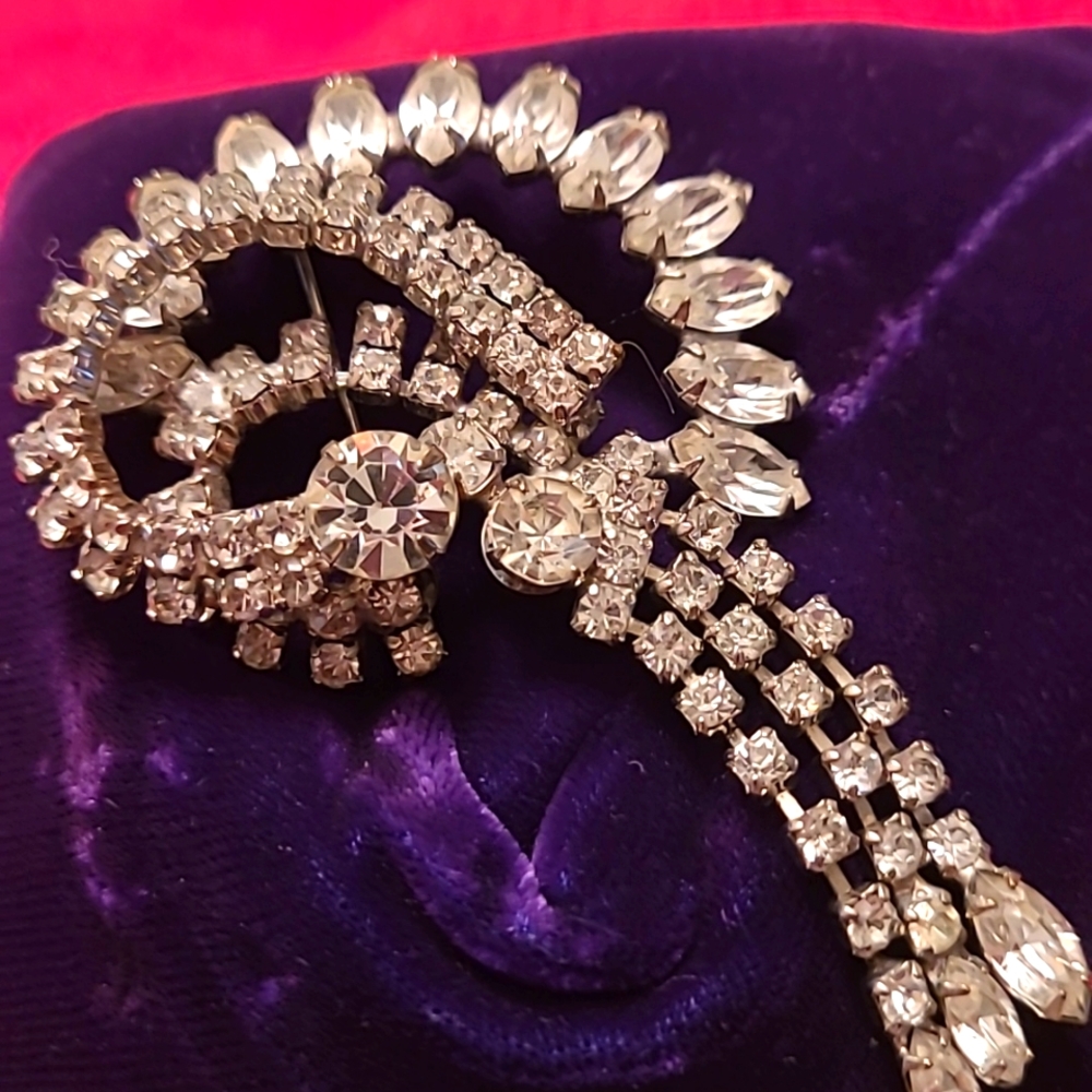 Vintage Rhinestone Brooch - Picture 2 of 4